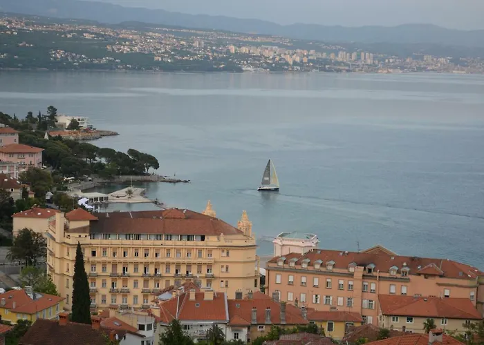 アパート Zigulic